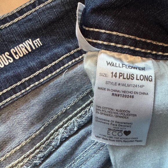 Wallflower Luscious Curvy Fit Bootcut Size 14 Plus Long EUC - Picture 7 of 8